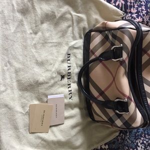 VGUC Burberry bag.